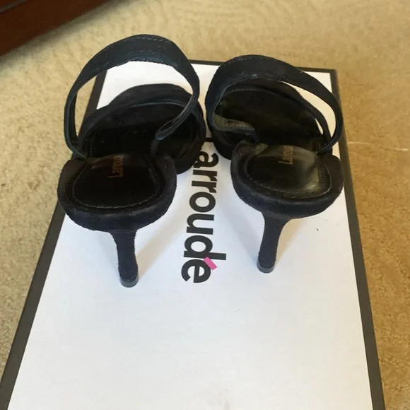 Black larroude suede heels - Picture 3 of 6